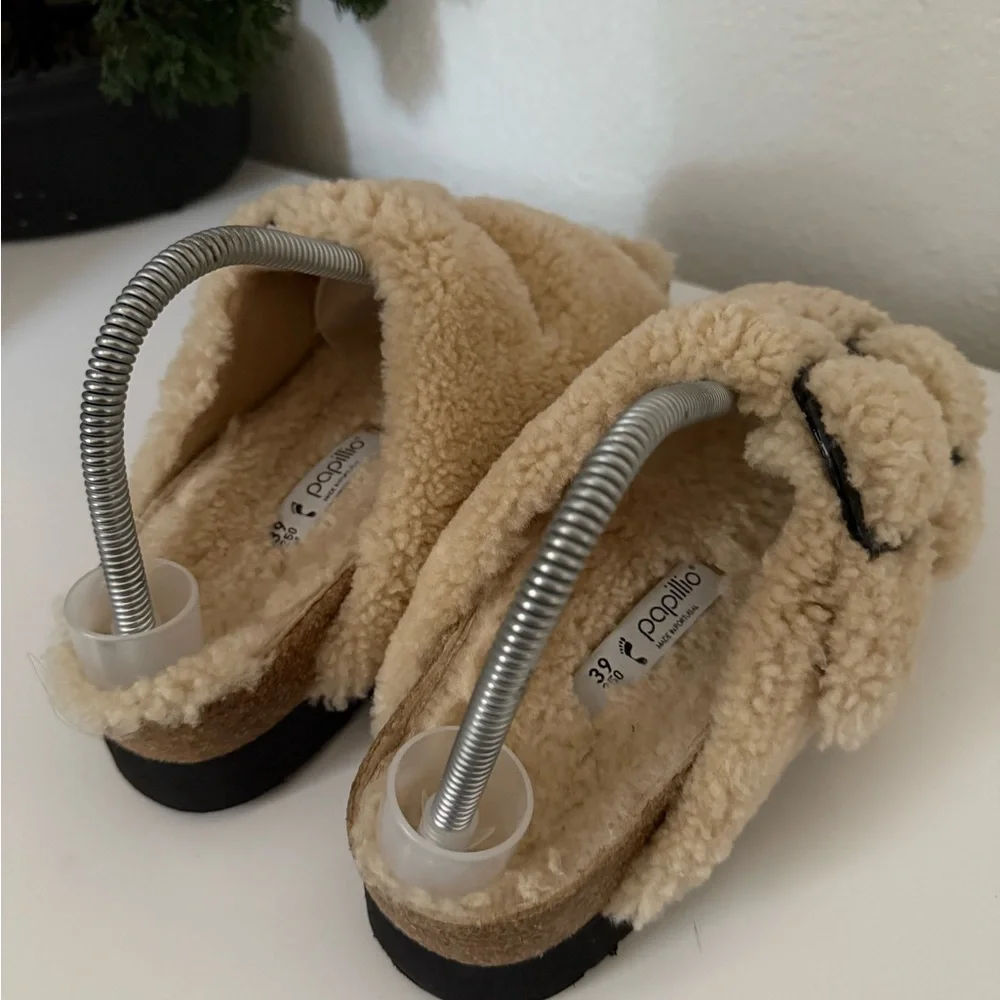 Birkenston Papillio Fuzzy Cream Sandals - Picture 4 of 5